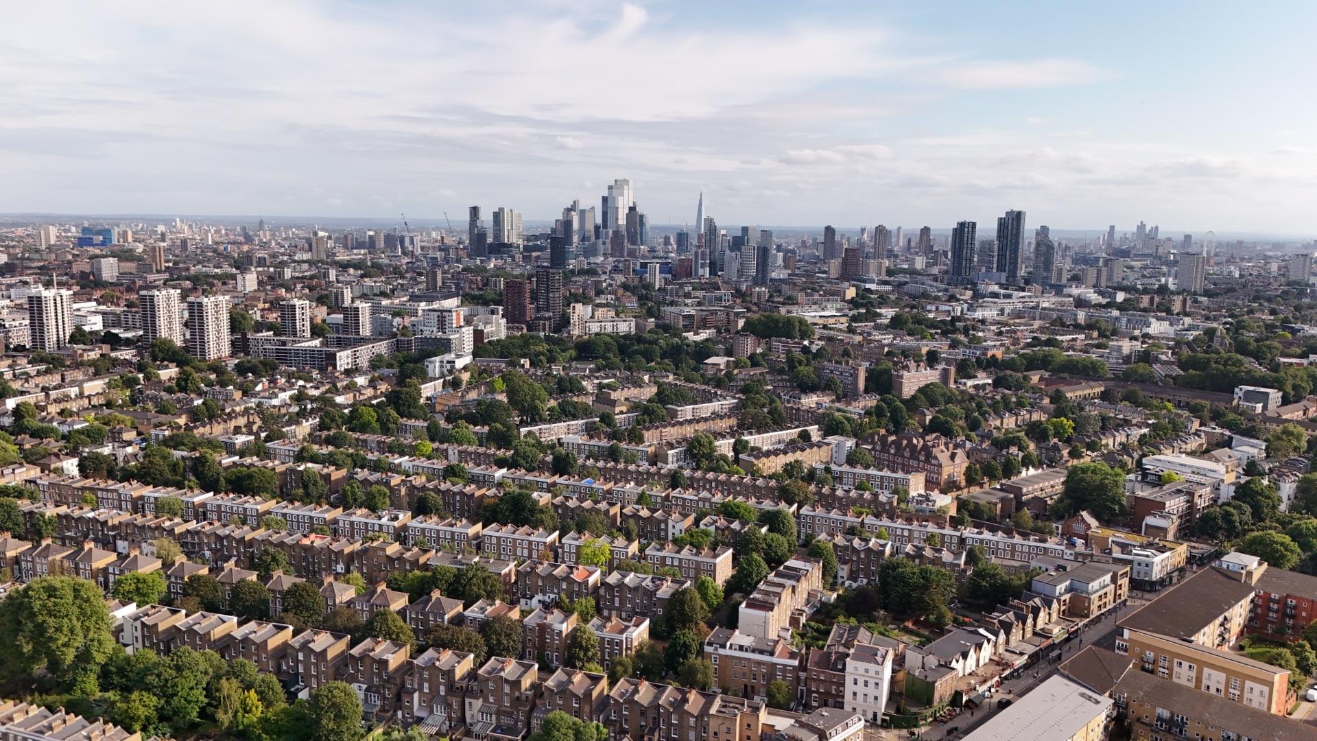 Aerial view of London neighborhoods and city skyline